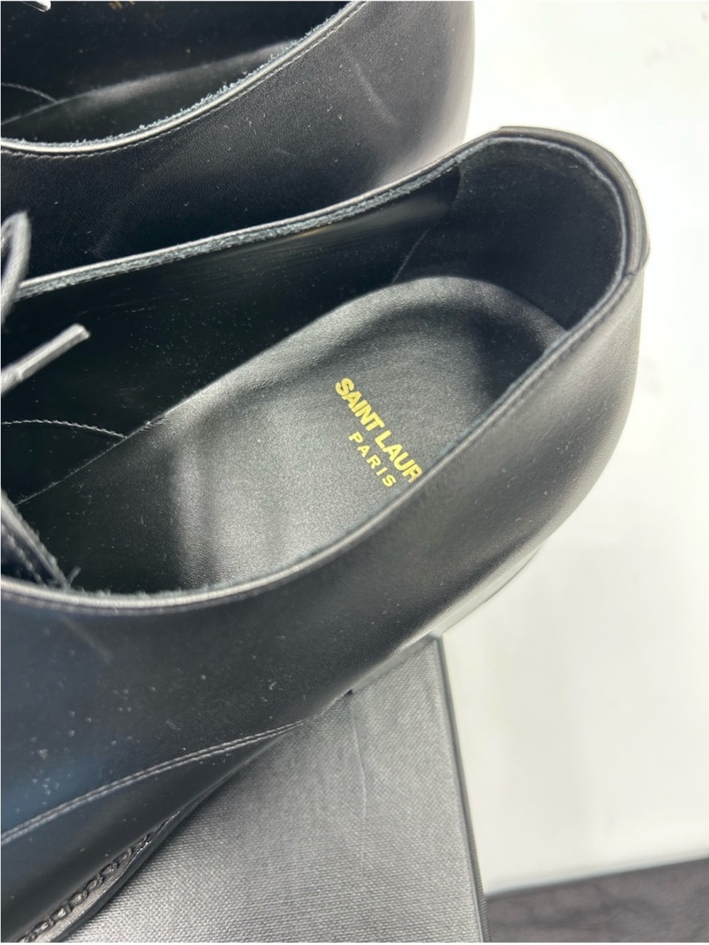 Men’s Saint Laurent ADRIEN Derby shoes in black glazed leather size 44 Italy - Picture 8 of 14